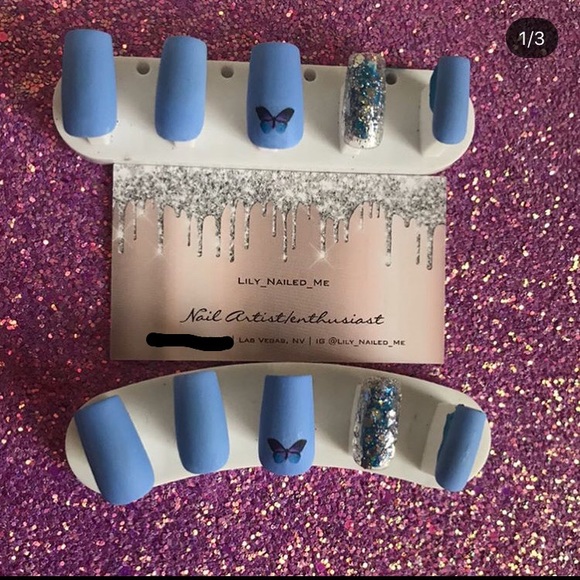 Other - Butterfly nails